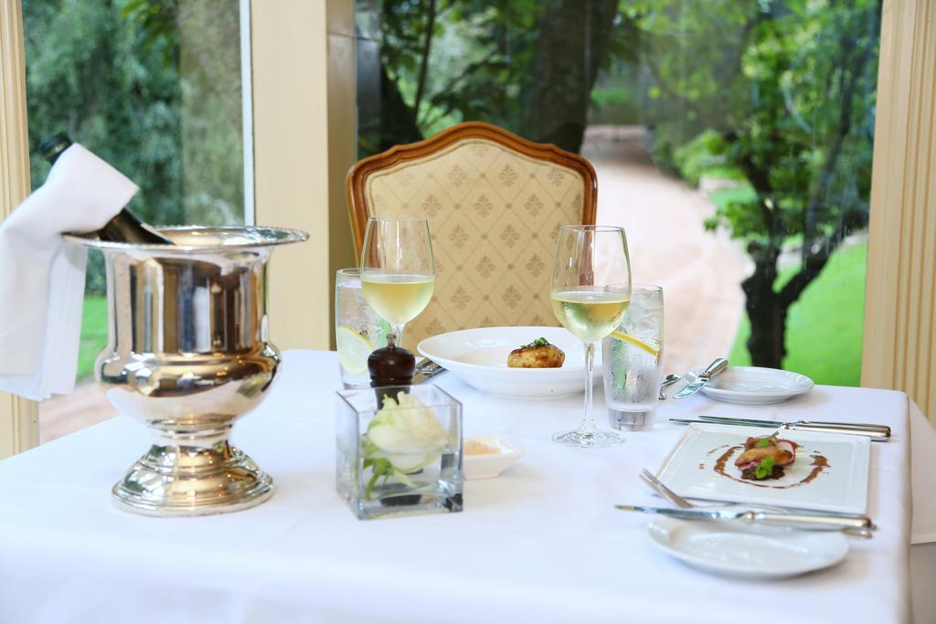 Milton Park Country House Hotel & Spa Bowral Exterior foto