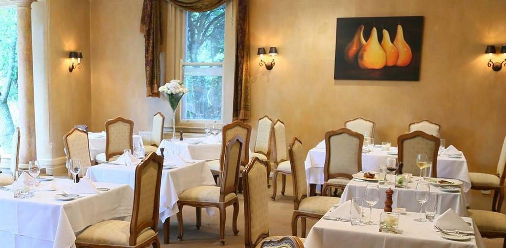 Milton Park Country House Hotel & Spa Bowral Exterior foto